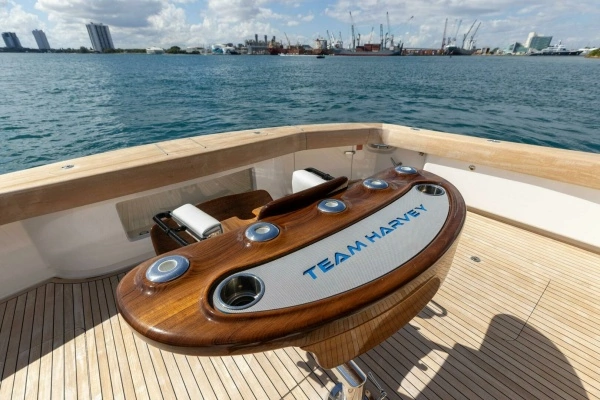 2026 Viking 82