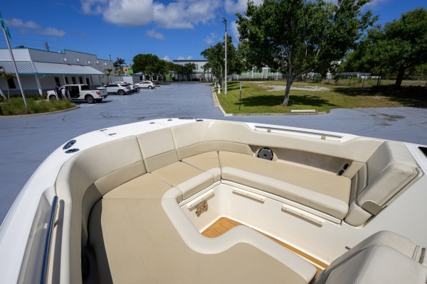 Boston Whaler 32 - Veronica