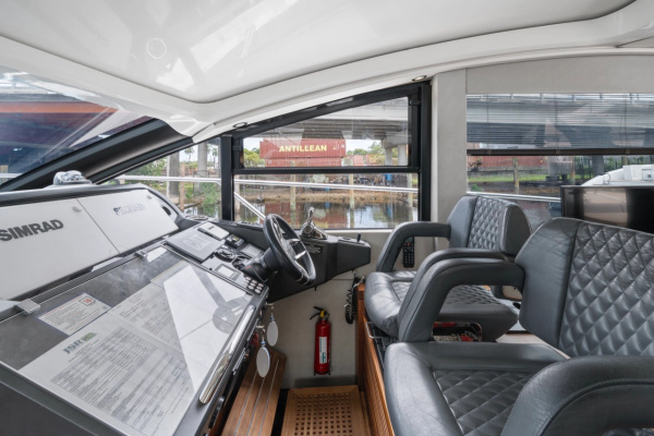 57ft Sunseeker Yacht For Sale