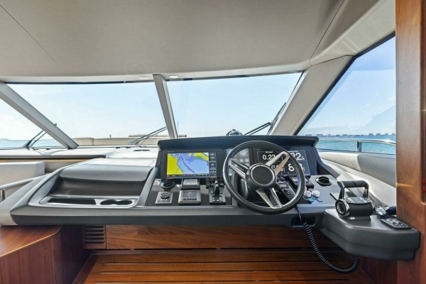 2018 Princess Y75 Motor Yacht