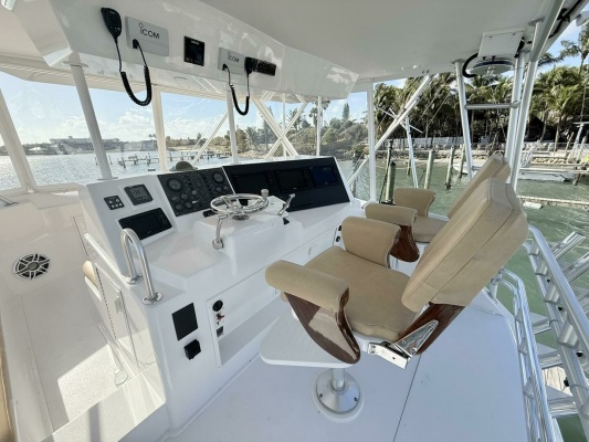 REEL LEGACY 50ft Viking Yacht For Sale