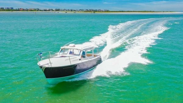 MJM 29z Yacht For Sale