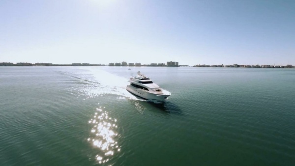 Serendipity 94ft Lazzara Yachts Yacht For Sale