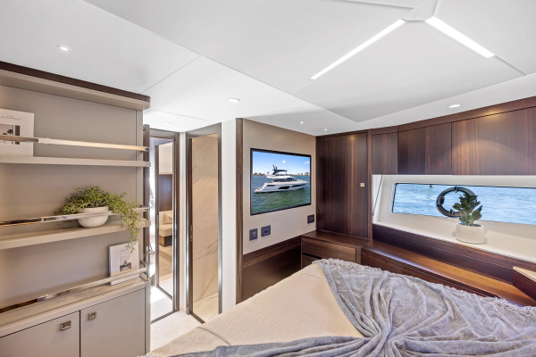 MANHATTAN 68 DEALER DEMO 68ft Sunseeker Yacht For Sale