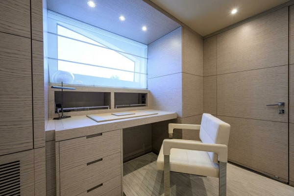 132ft Benetti Yacht For Sale