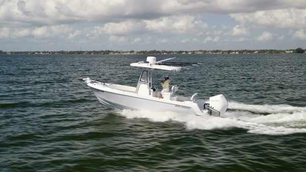 23ft Reef Runner Yacht For Sale