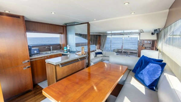 2011 Princess 64