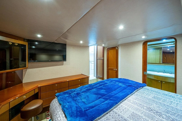 2003 Ocean Yachts 65