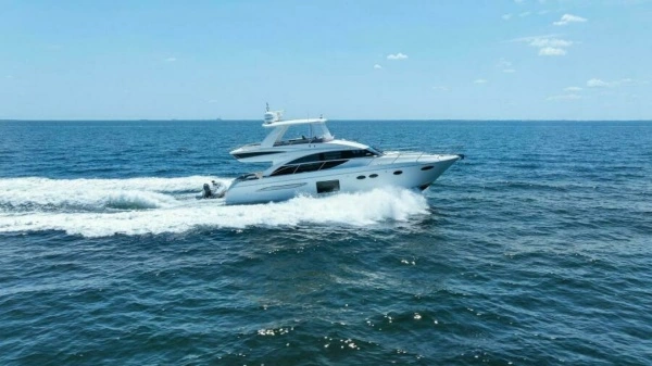 2016 Princess 60