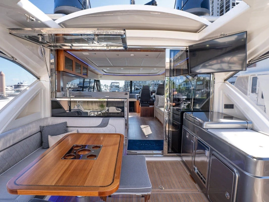 2023 Riviera 60