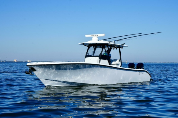 Luhn 32 32ft Yellowfin Yacht For Sale