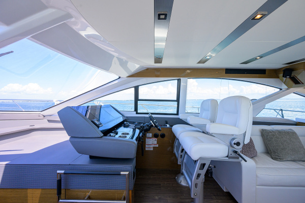 UNORTHODOCS 60ft Cruisers Yachts Yacht For Sale