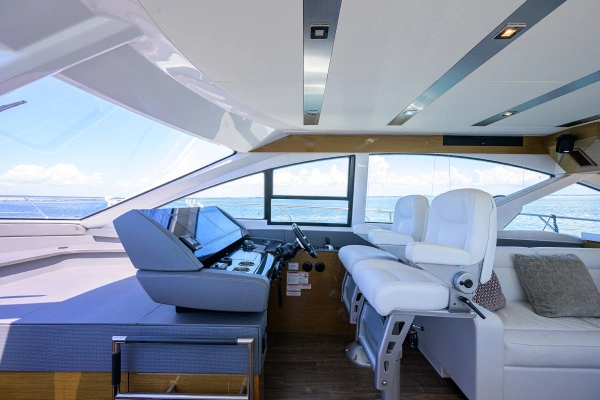 Cruisers Yachts 60 Fly Yacht For Sale