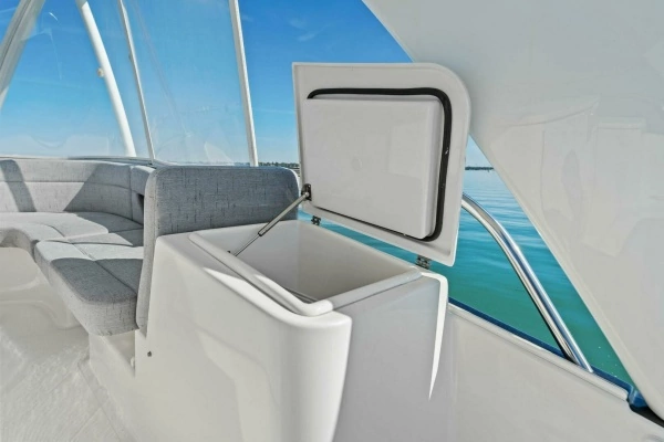 2016 Tiara Yachts 50