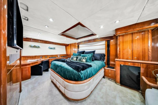 2003 Sunseeker 94