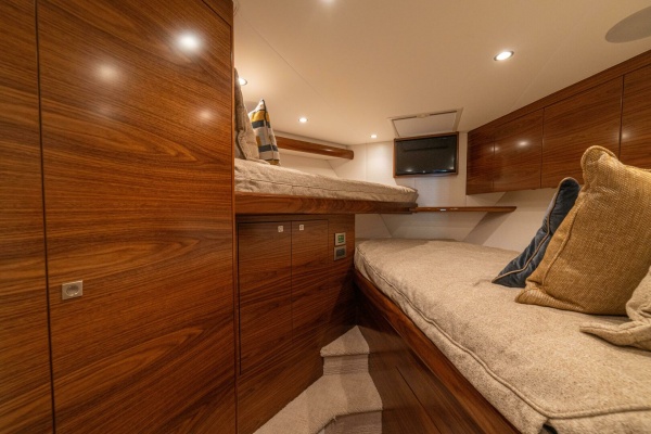2025 Viking 58 Convertible GAME ON