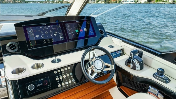 Golden Ticket 37ft Sea Ray Yacht For Sale