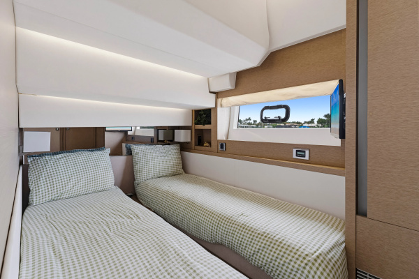 63ft Prestige Yacht For Sale