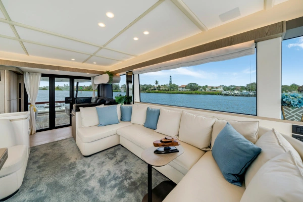 Azimut Magellano 60 Yacht For Sale