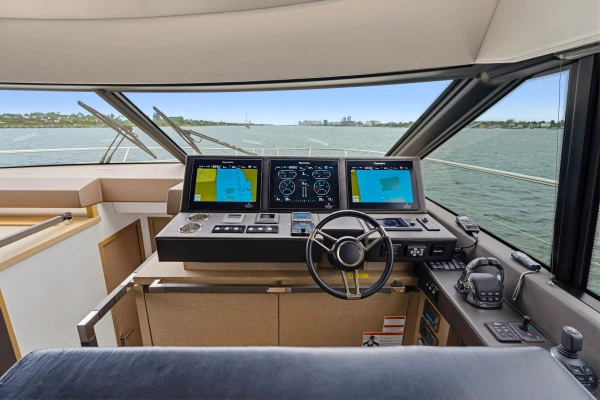 2018 Prestige 63