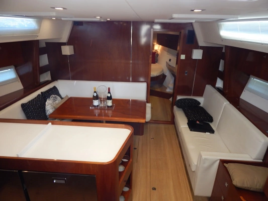 Amel 55 Yacht For Sale