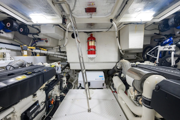 Cruisers Yachts 60 Fly Yacht For Sale