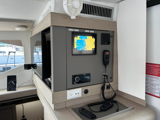 Monarch 40ft Fountaine Pajot Yacht For Sale