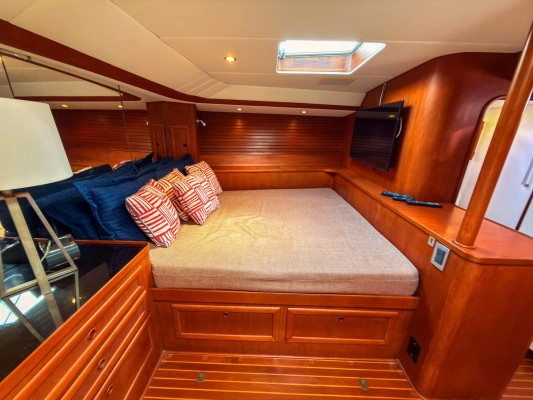 Southern Wind Bruce Farr Fast 72 Yacht For Sale