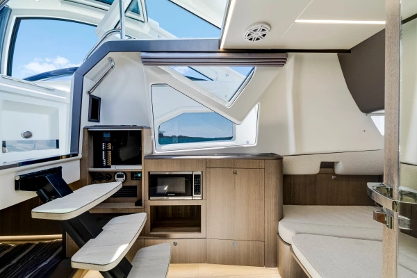 2023 Galeon 37