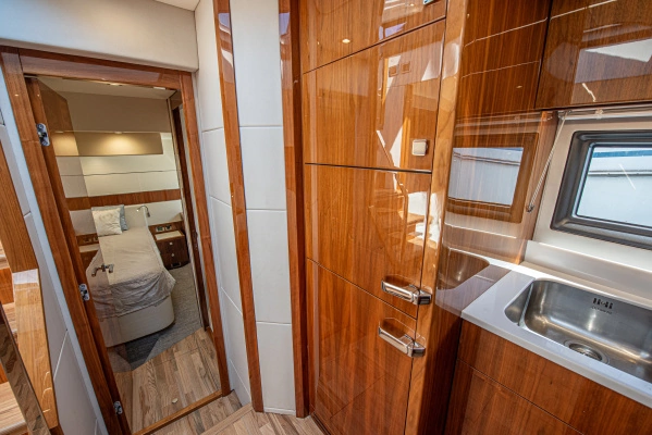 2019 Sunseeker 50