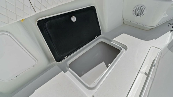 Yellowfin 39 Center Console  Yacht For Sale