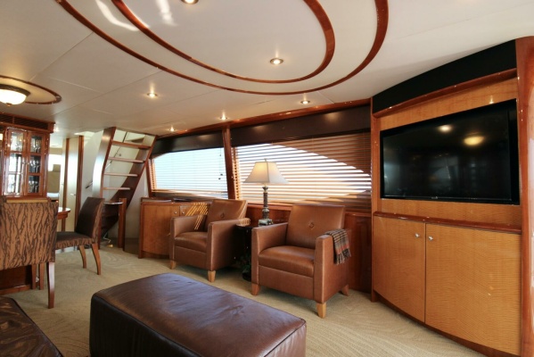 Kathleen 74ft Lazzara Yachts Yacht For Sale