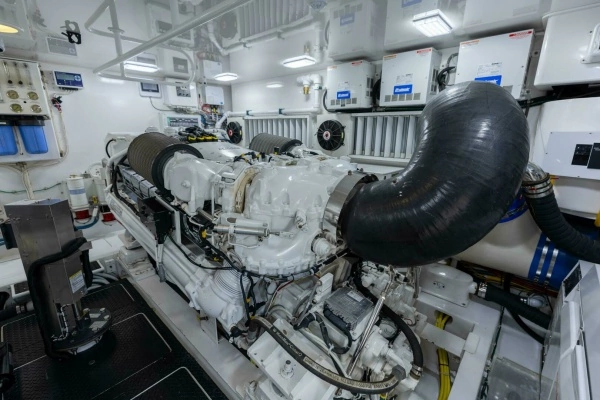 2013 Viking 76