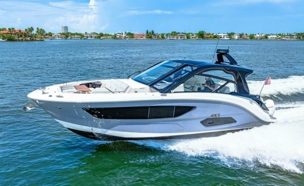 2022 Sea Ray 37