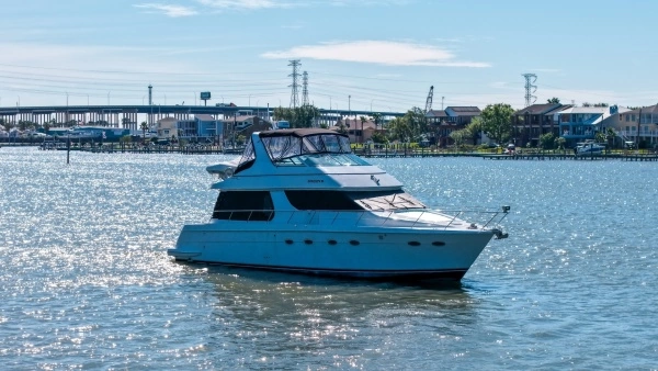 1999 Carver 53