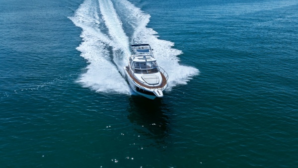 4 Friends 39ft Sunseeker Yacht For Sale
