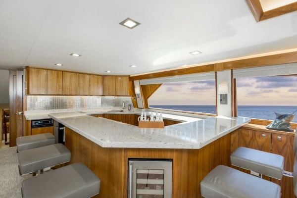 2016 Viking 92