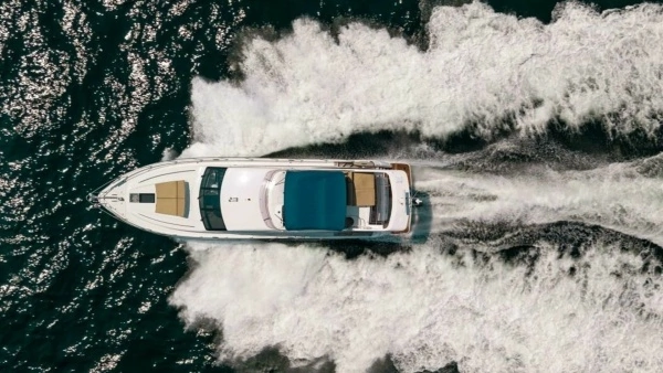 2011 Princess 64
