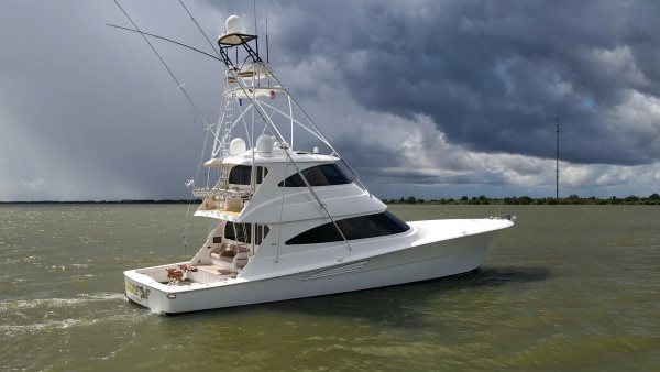 Share E 72ft Viking Yacht For Sale