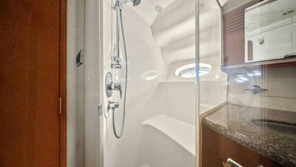 2005 Sea Ray 50