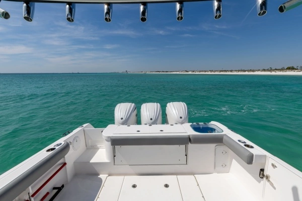 Everglades 365 CC Yacht For Sale