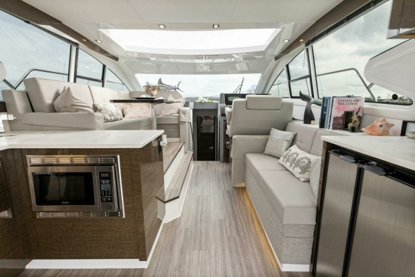 Sweet Caroline 46ft Cruisers Yachts Yacht For Sale