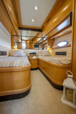 Denise 76ft Pershing Yacht For Sale