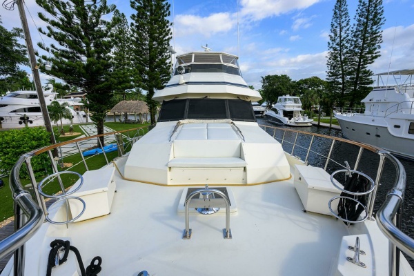 FOREVER YOUNG 78ft Hatteras Yacht For Sale