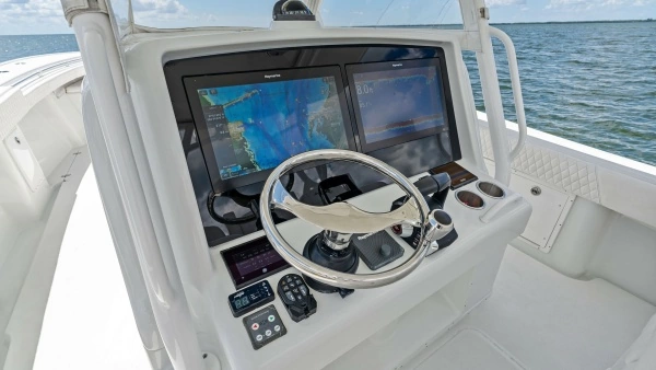 Yellowfin 39 Center Console  Yacht For Sale