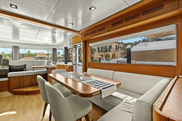 2021 Sirena 64
