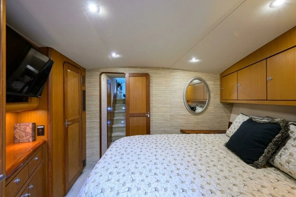 Ocean Yachts 56 Super Sport Yacht For Sale