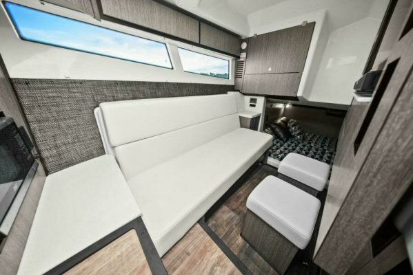 2023 Monterey 385 SS - Stateroom