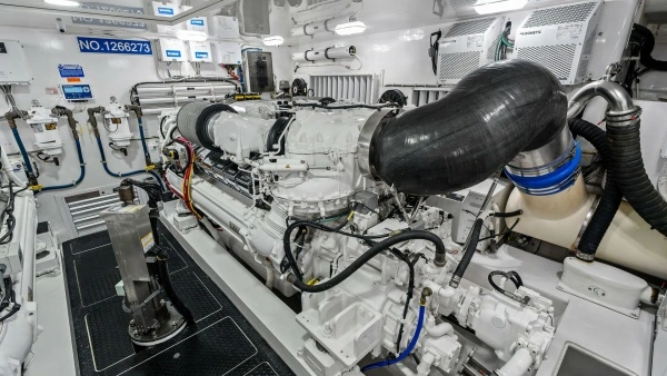 2016 Viking 80