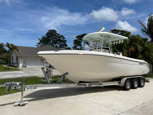 INTENSITY 2 29ft Century Yacht For Sale
